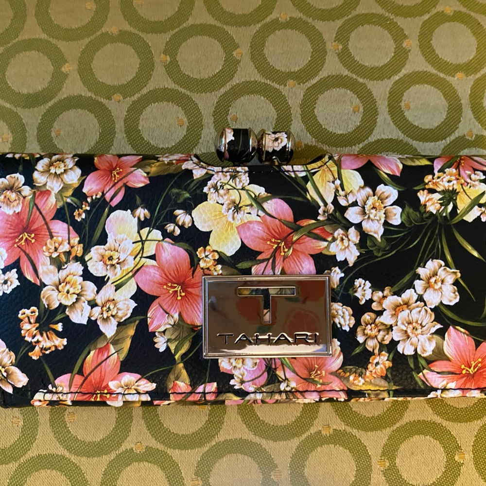Tahari new floral wallet